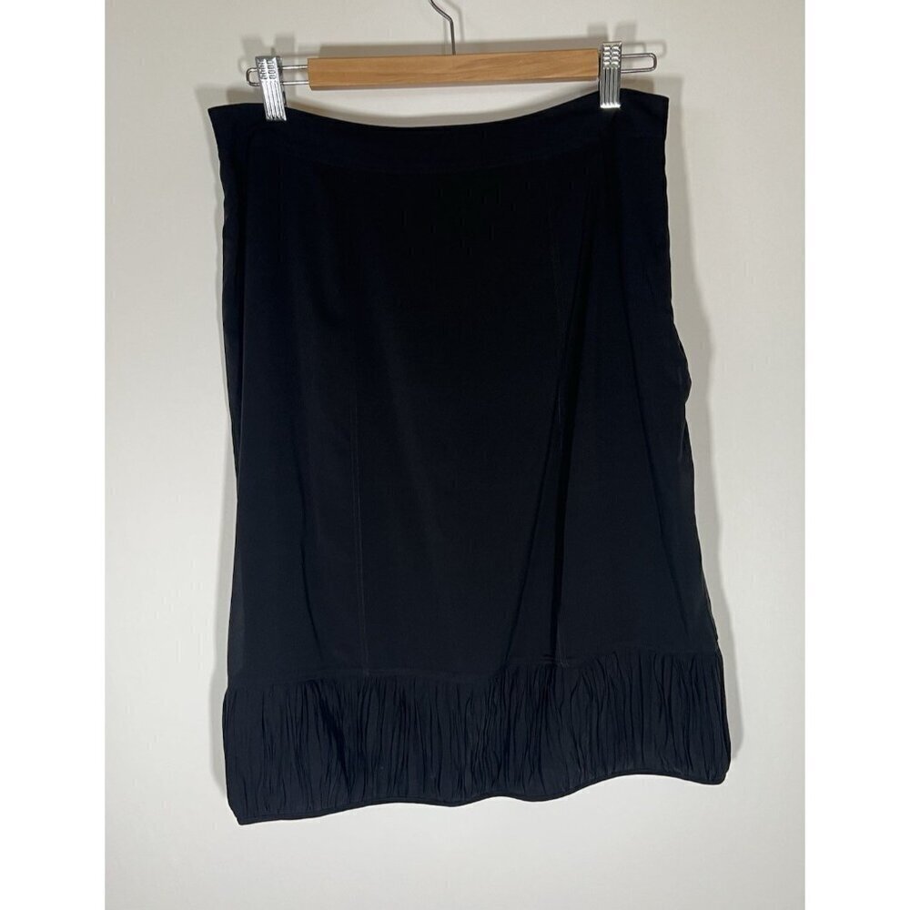 Burberry black silk lined designer knee length skirt 10 luxury pleated hem